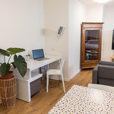 Sheba-Shik Apartment, Tel Hashomer שיבא-שיק, תל השומר,דירת סטודיו מקסימה! Ramat Gan Eksteriør billede