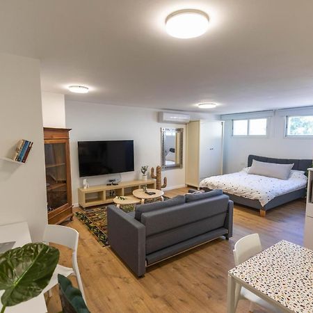 Sheba-Shik Apartment, Tel Hashomer שיבא-שיק, תל השומר,דירת סטודיו מקסימה! Ramat Gan Eksteriør billede